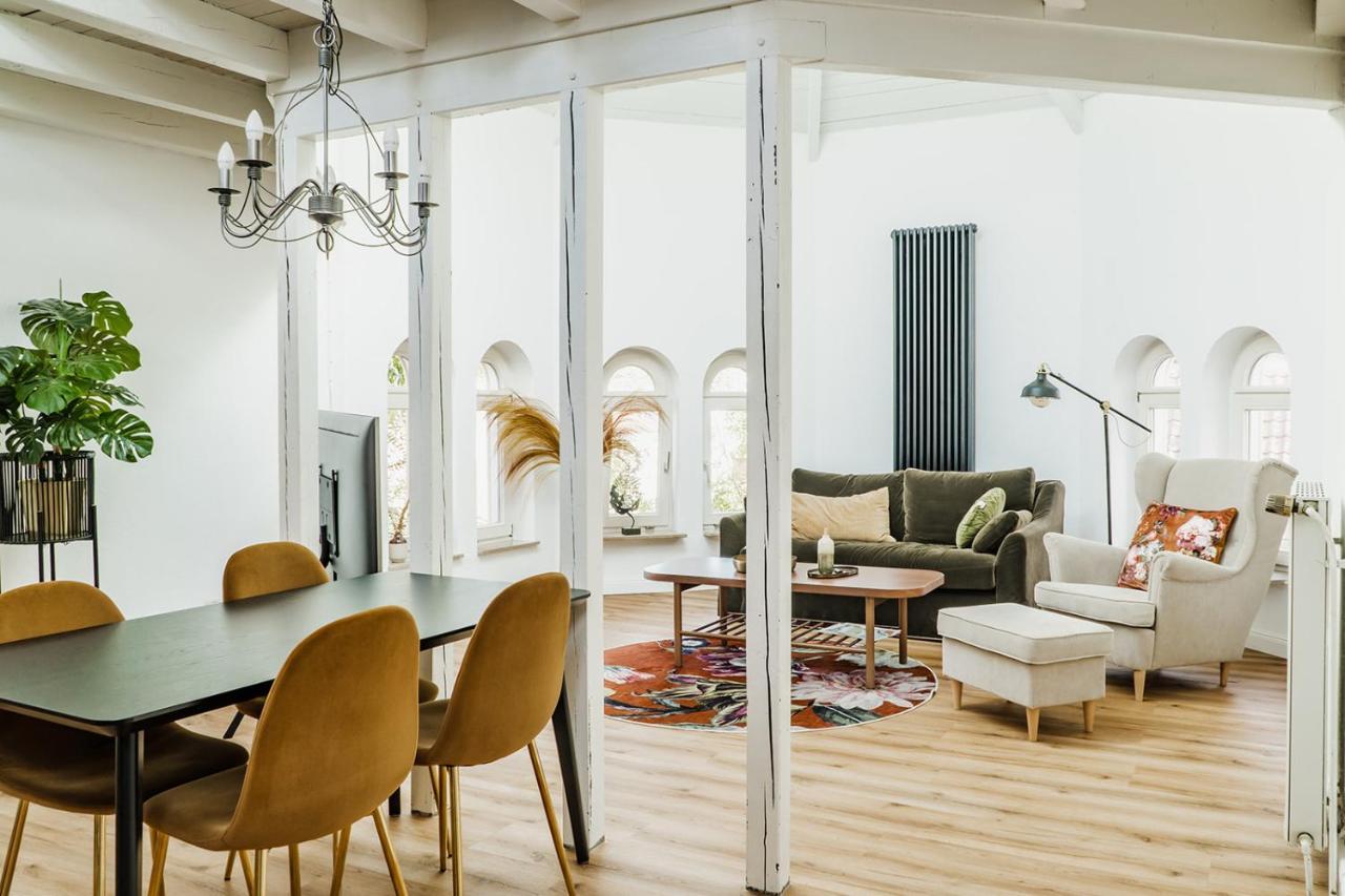 360 Grad Hotel & Bar Лер Екстериор снимка