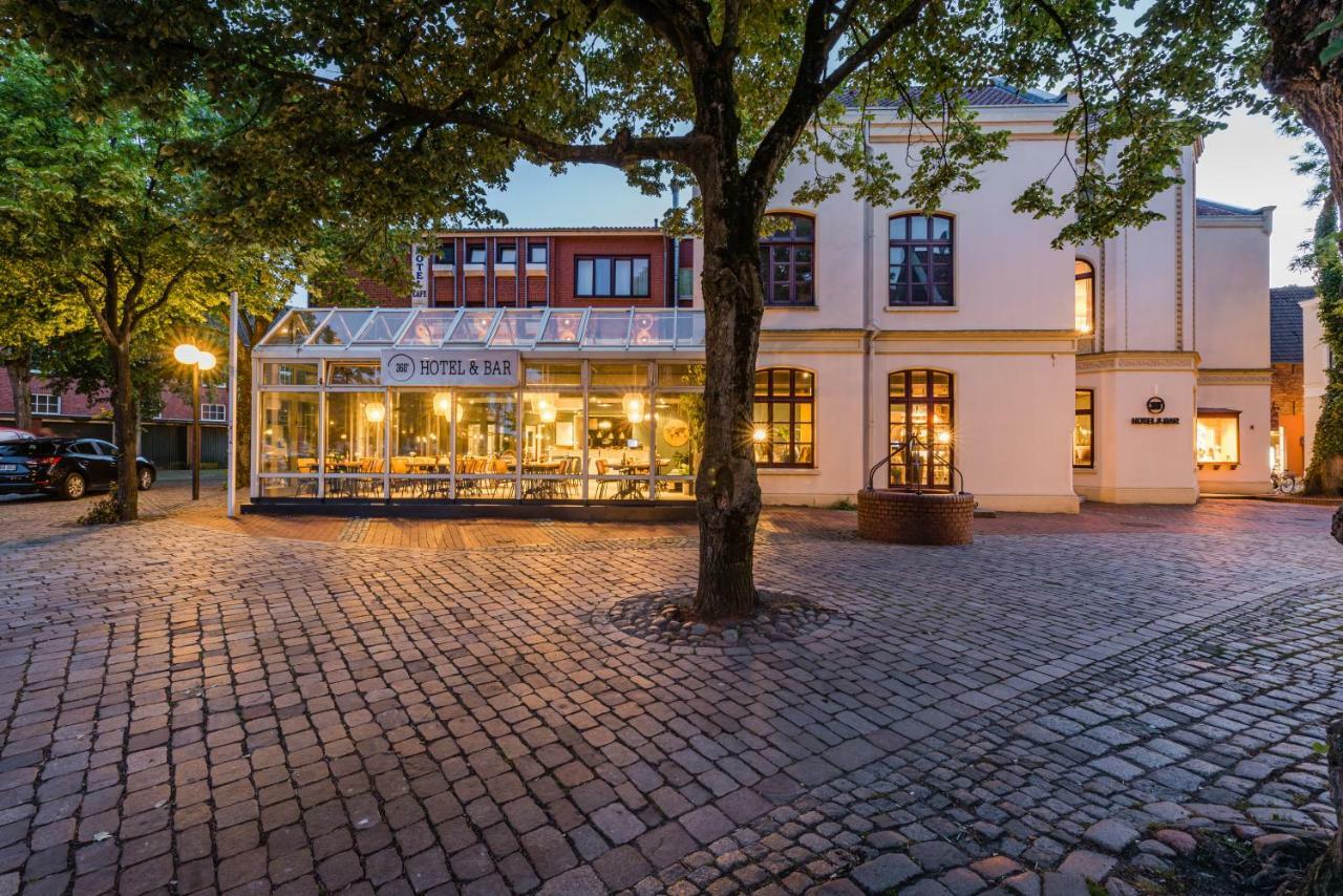 360 Grad Hotel & Bar Лер Екстериор снимка