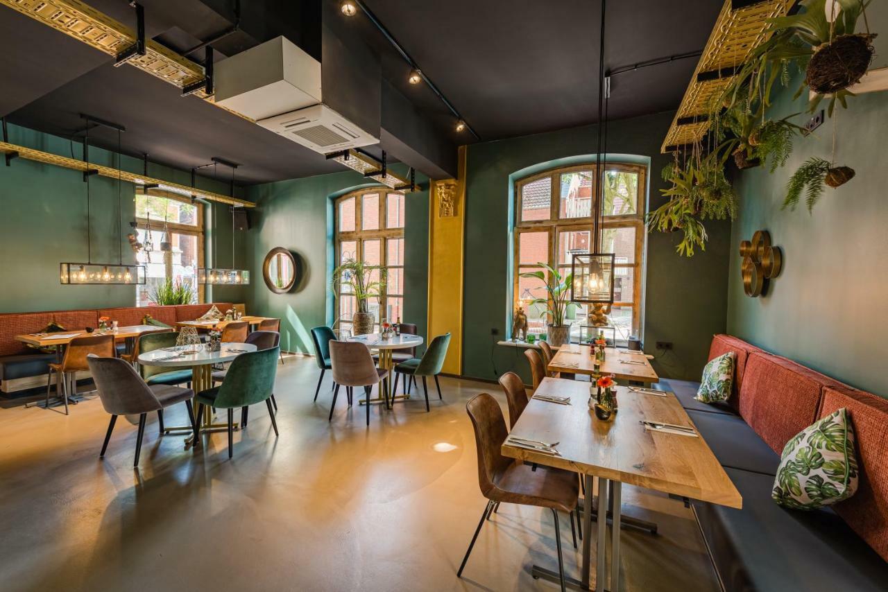 360 Grad Hotel & Bar Лер Екстериор снимка